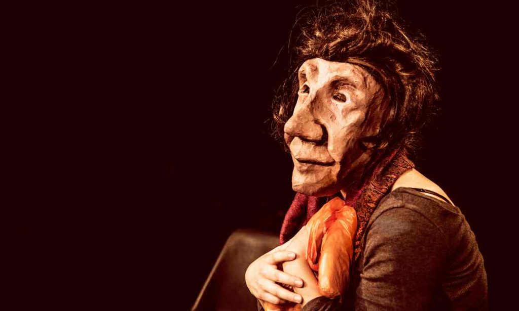 The art and alchemy of mask theatre