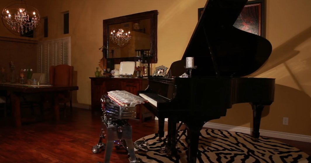 Read more about the article Arpeggio, A Robotic Player Piano System That Flawlessly Plays the Instrument Like a Human