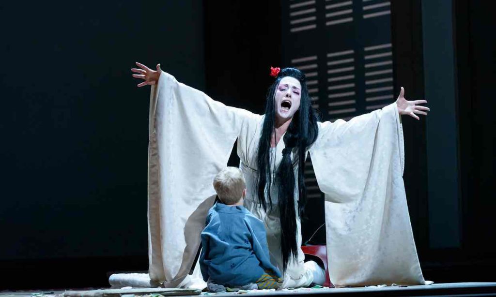 Madama Butterfly